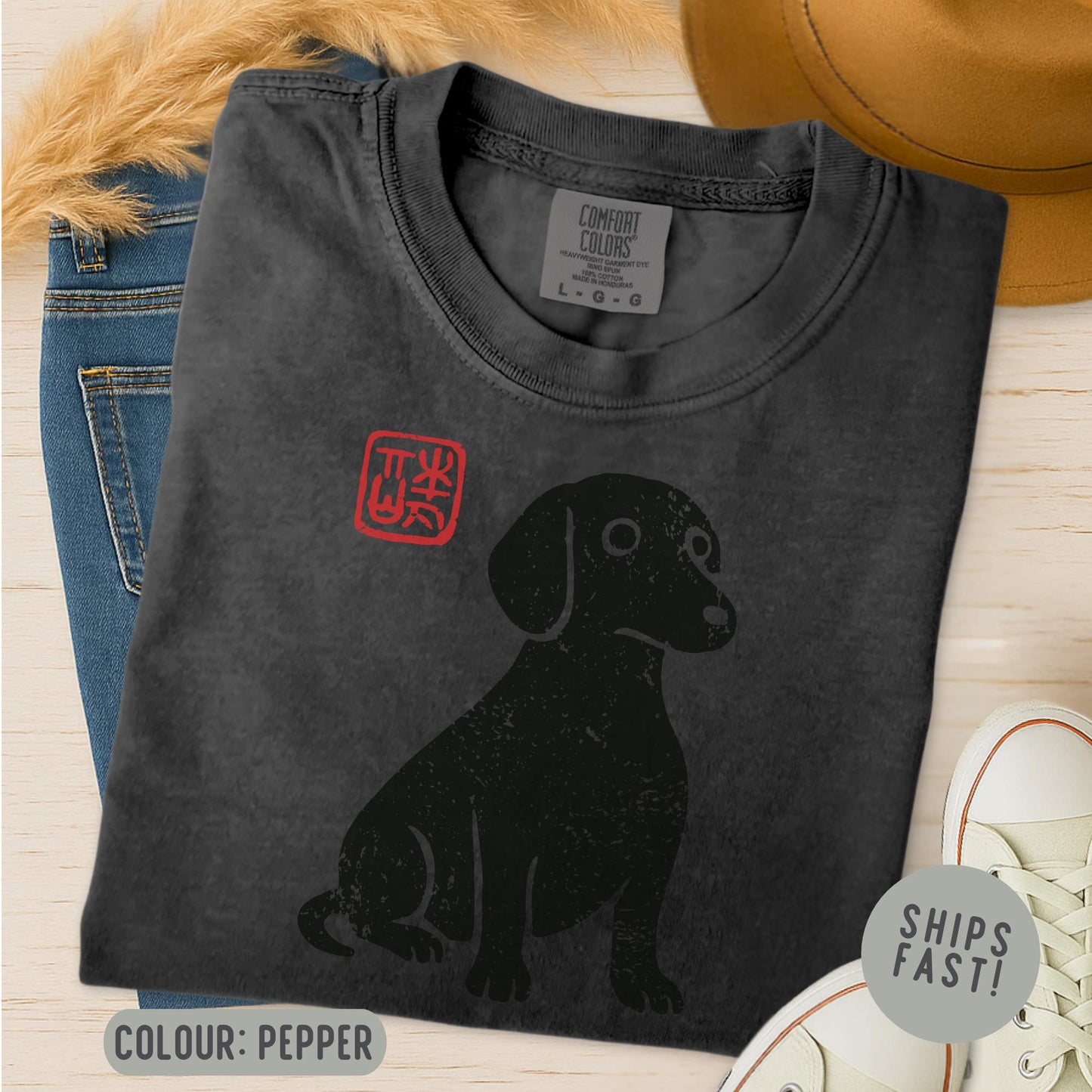 Matsumoto Smooth Dachshund T-Shirt